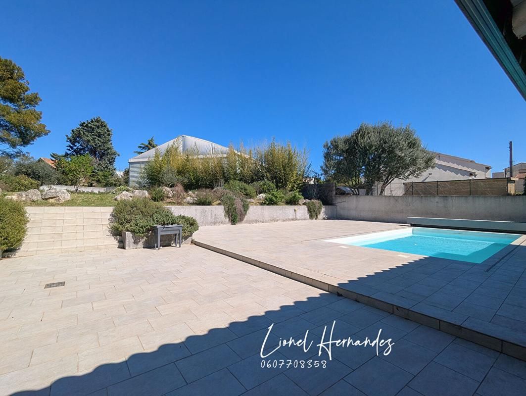 ALES Alès centre : Maison individuelle de 197m² avec 5 chambres et piscine 4
