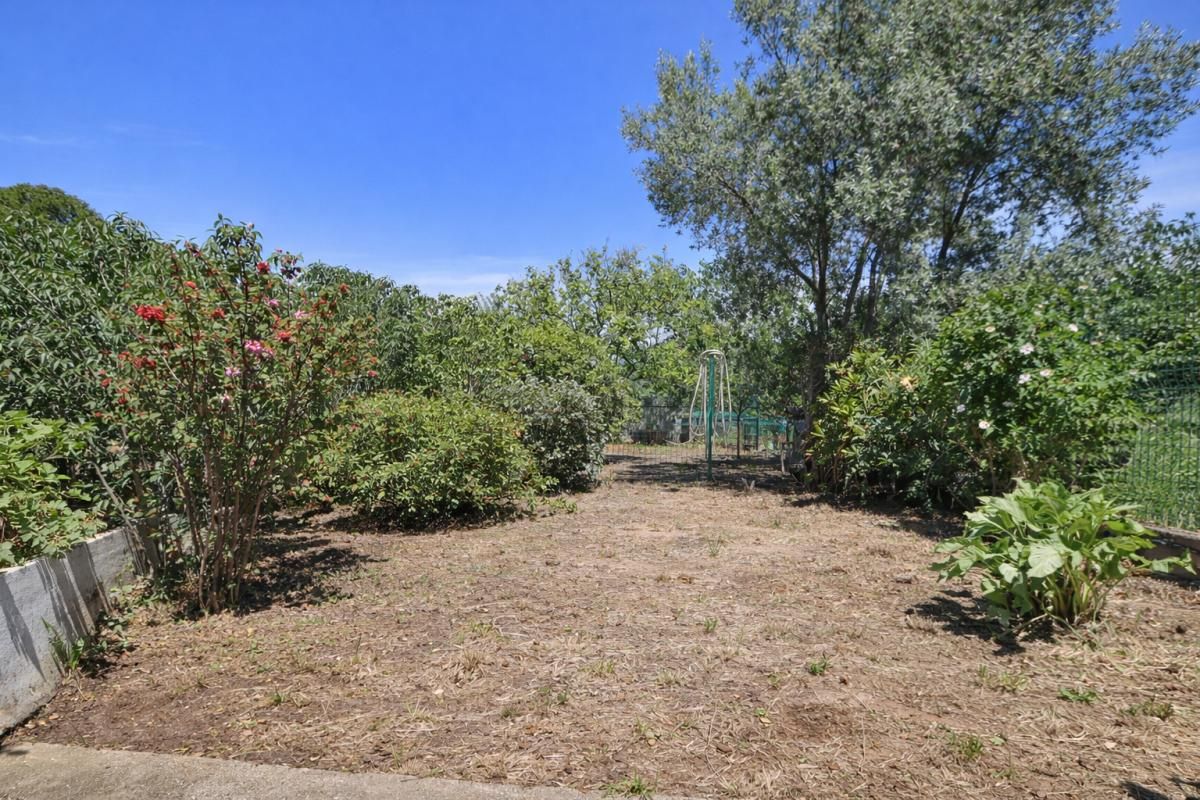 MOUX Maison Moux 8 pièce(s) 182 m2 3