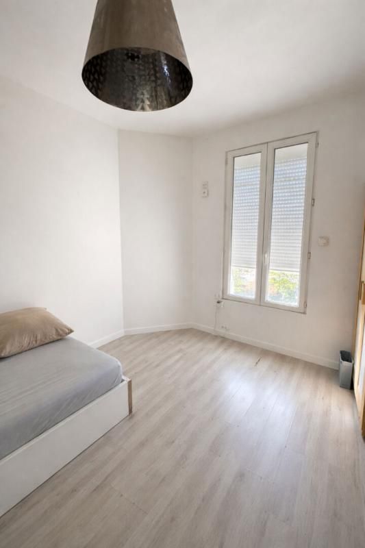 VILLENEUVE-SAINT-GEORGES 94190 - VILLENEUVE- SAINT-GEORGES - 1 Lot 32M2 - Appartements R+1 loué 2