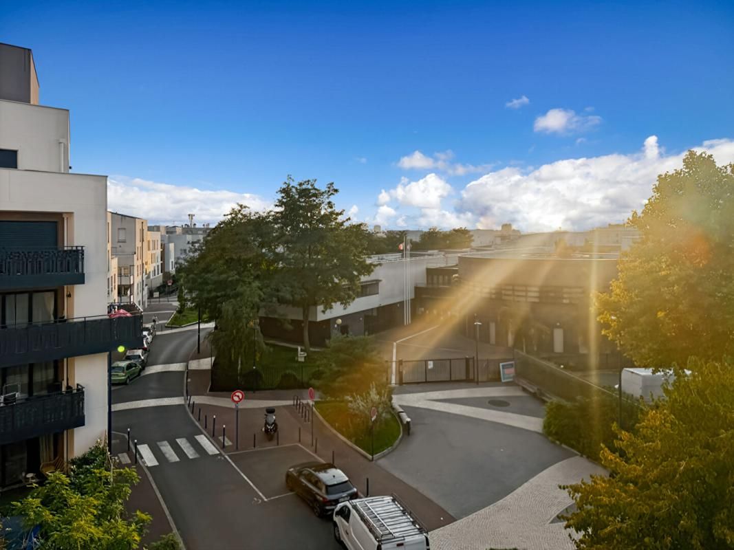 DRANCY Appartement DRANCY - RÉSIDENCE DE STANDING 2021 · 4 PIÈCES D'EXCEPTION 2