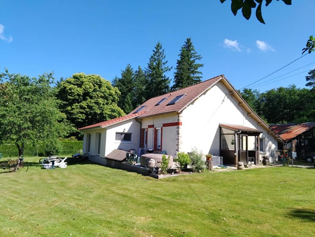 CLERGOUX Maison Clergoux 5 pièce(s) 161 m2 1