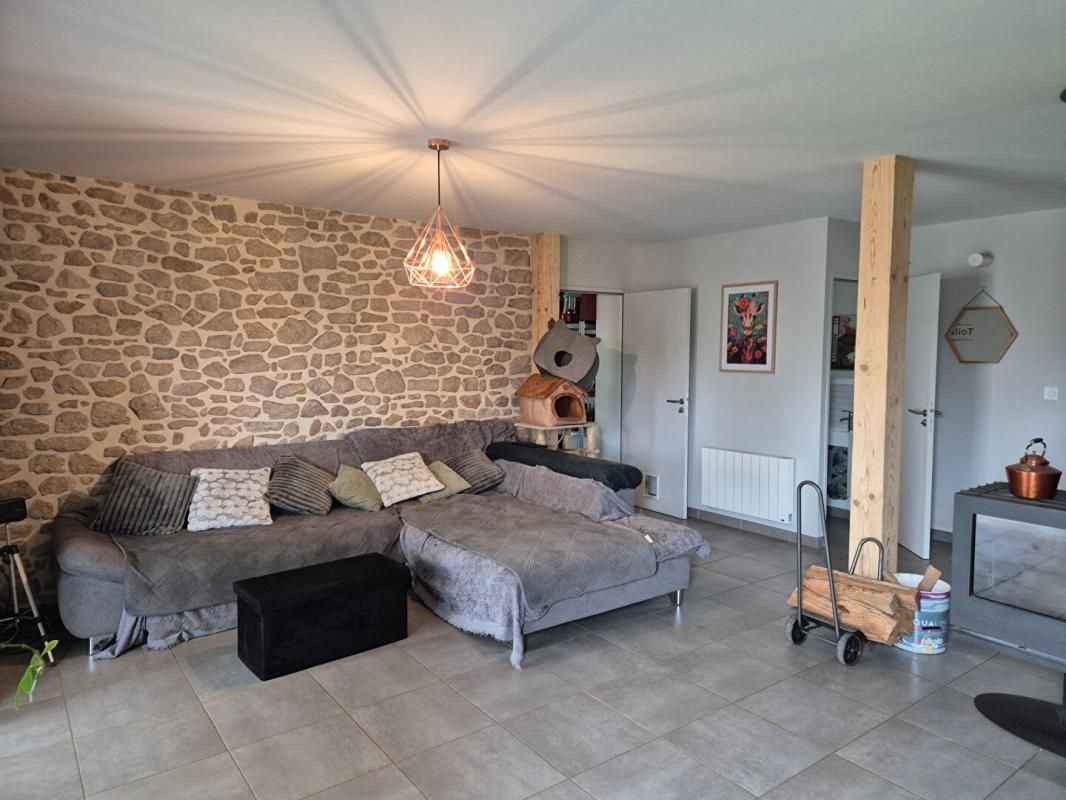 CLERGOUX Maison Clergoux 5 pièce(s) 161 m2 2