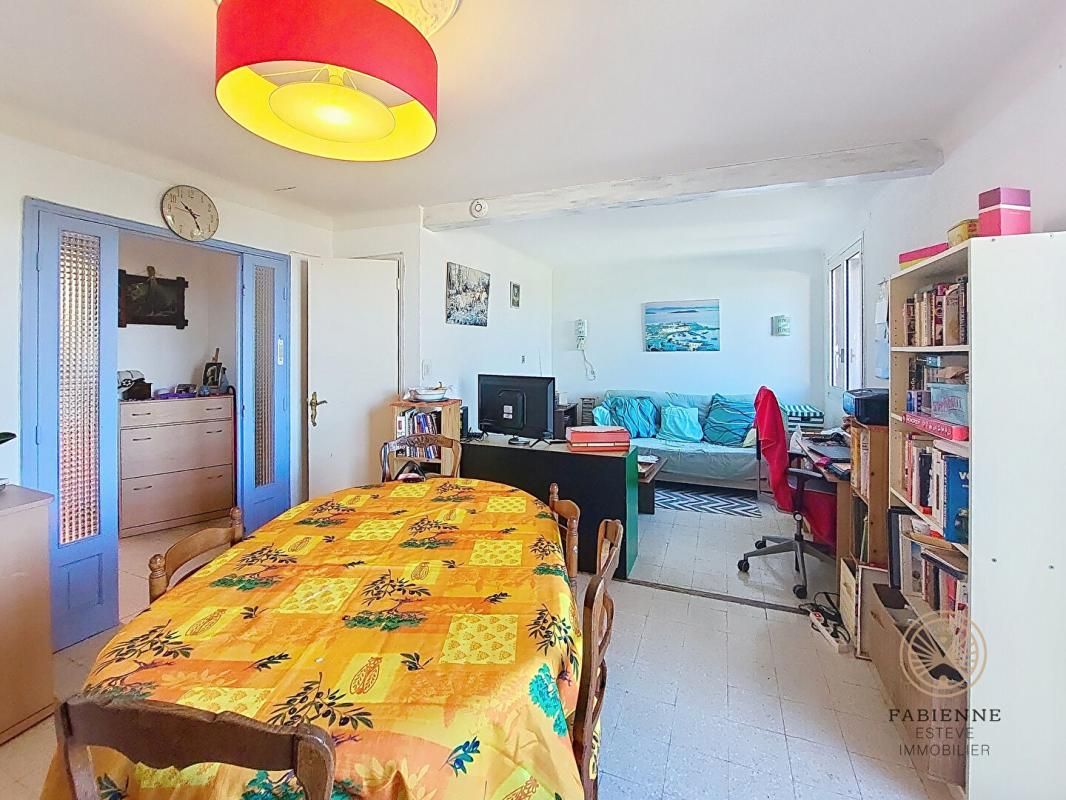 CHATEAURENARD Appartement Châteaurenard 4 pièce(s) 66.32m2 2 chambres cave 4