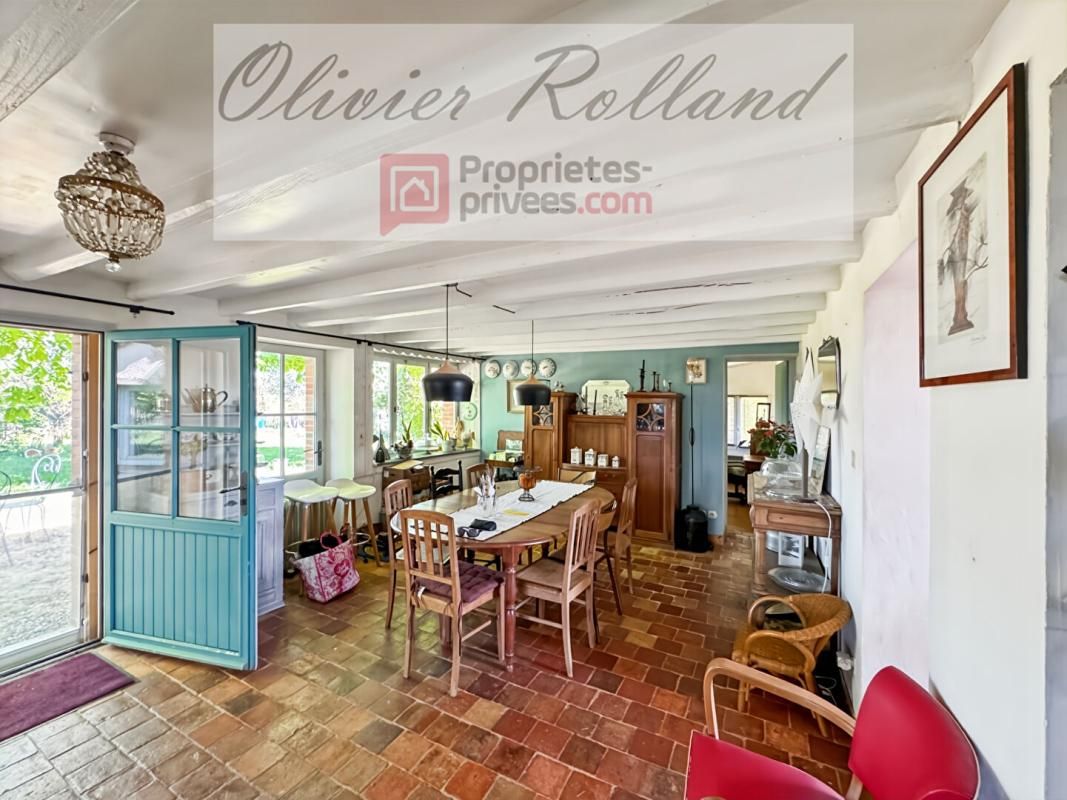 RABLAY-SUR-LAYON Écrin de Verdure et Authenticité : Demeure de Caractère de 212 m² à Rablay sur Layon 4