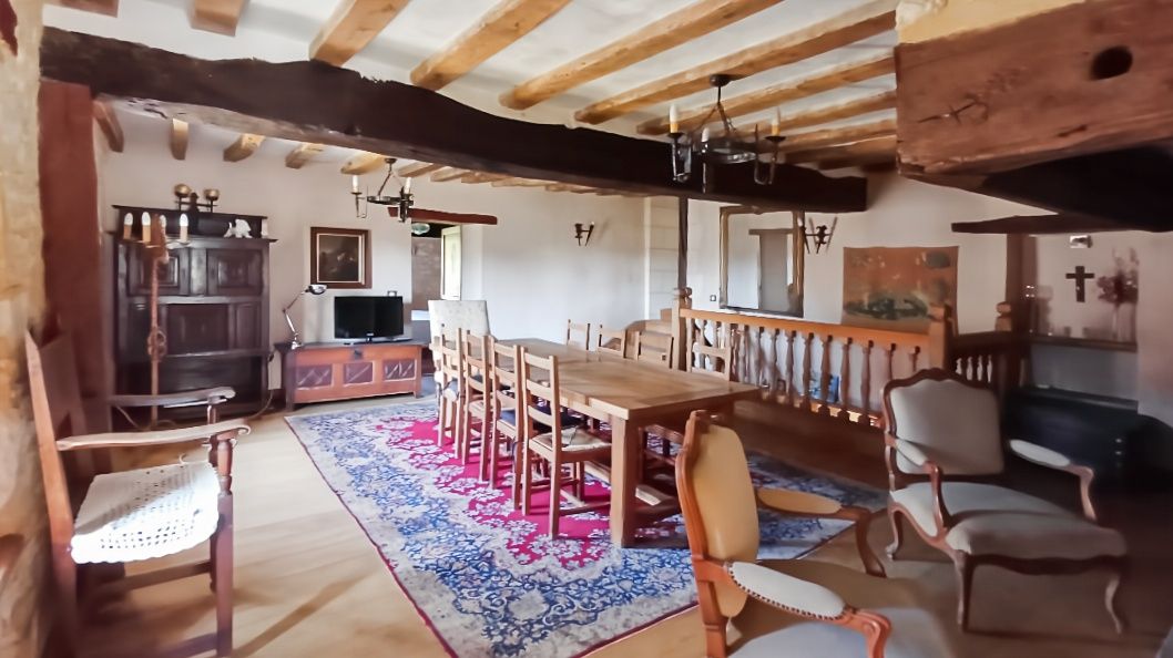 RIVARENNES Bastide parc régional de la Brenne à Rivarennes 8 pièce(s) 240 m2 4