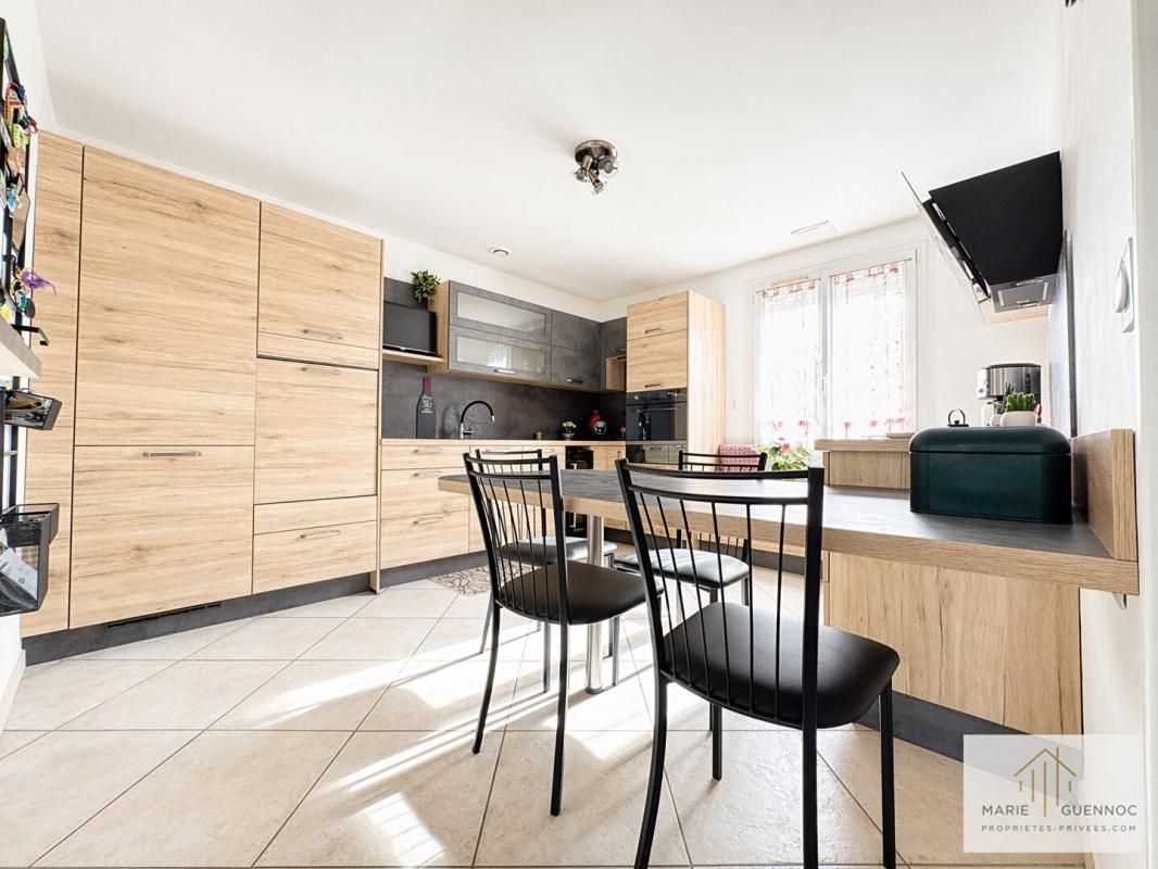 BASSE-GOULAINE Maison de plain-pied de 140m2 avec double garage Basse-Goulaine 3