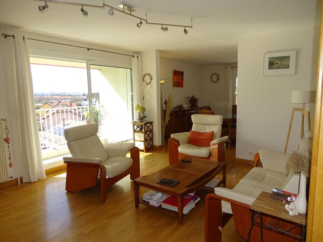 MOIRANS-EN-MONTAGNE Appartement Moirans En Montagne 4 pièce(s) 91 m2 1