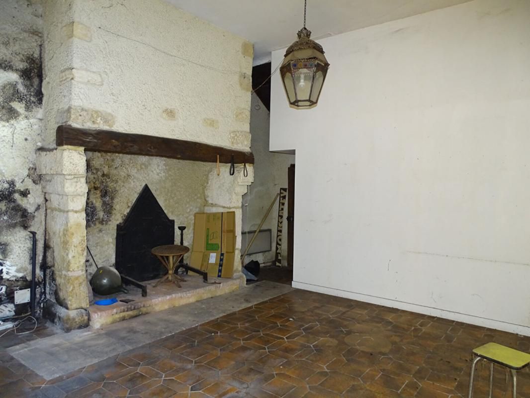 MONTIGNAC Local commercial Montignac Lascaux 2 pièce(s) 40 m2 2