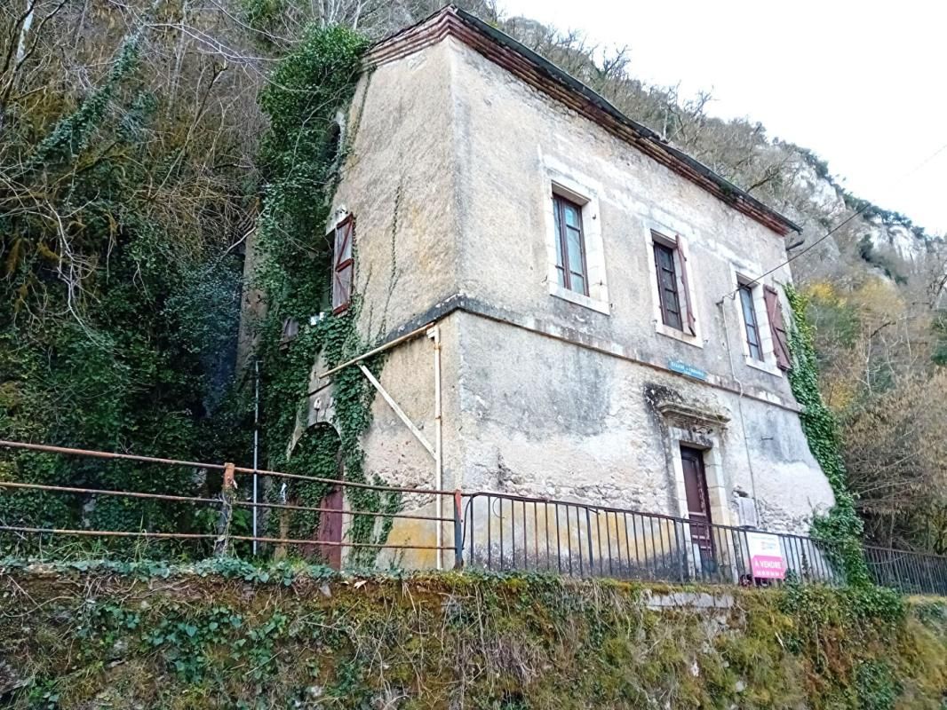 SAINT-CIRQ-LAPOPIE Maison 125m² 5 pièces vue rivière 1