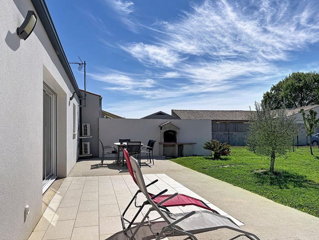 FERRIERES Plain-pied 2019 - 79 m² - 2 chambres - Grand terrain constructible et divisible 4