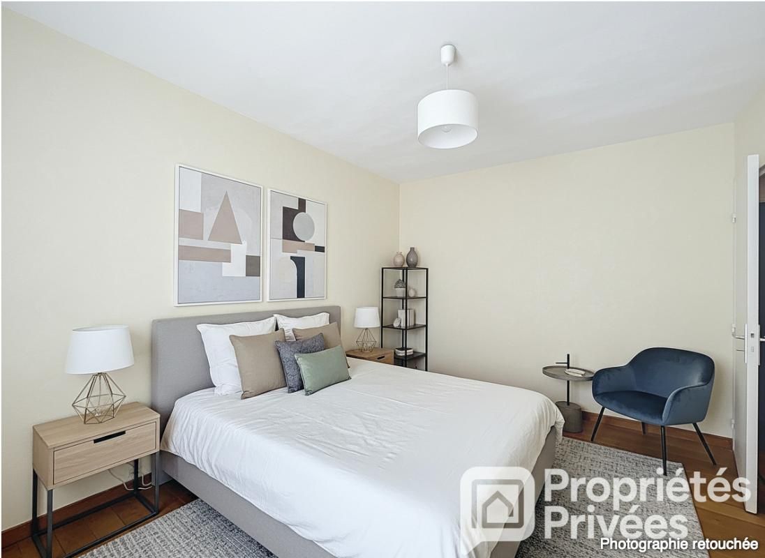 CHATILLON Maison familiale avec jardin ? Quartier des Roissys 4