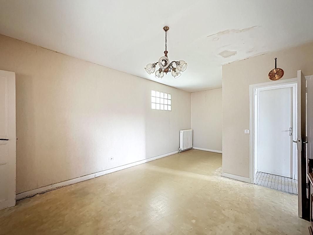 VILLEBON-SUR-YVETTE Quartier Suisse Maison Plain-pied à rénover, 3 chambres  Fort potentiel 4