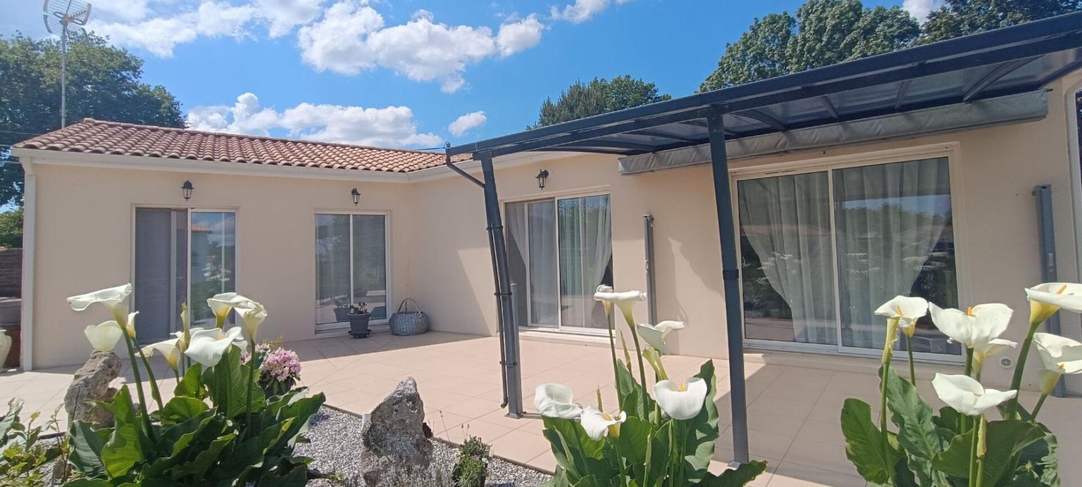 BREUILLET Maison récente 4