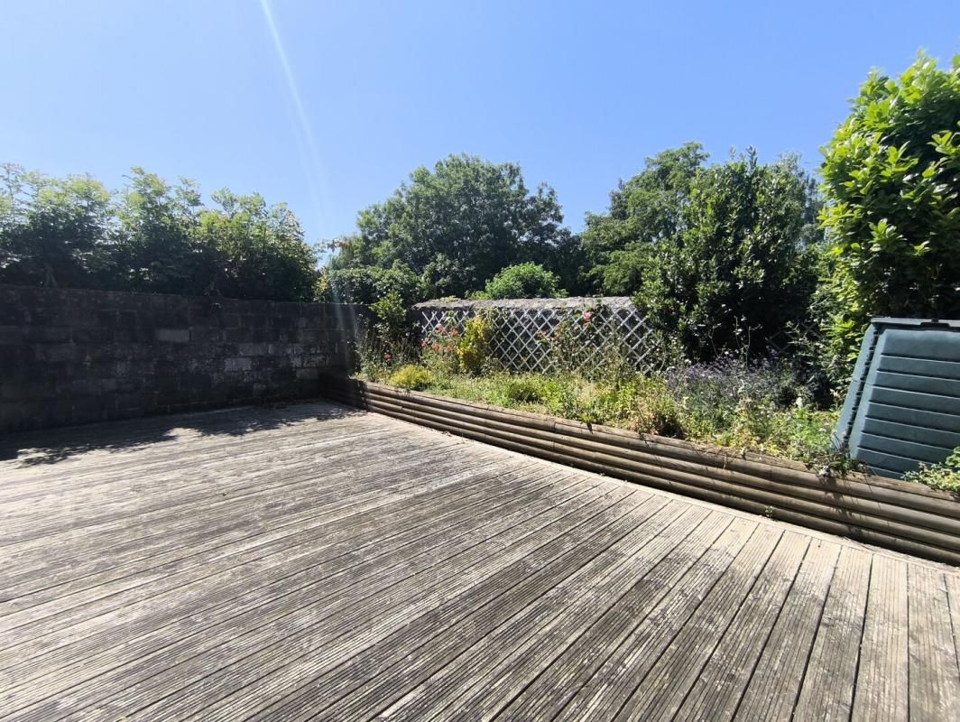 ALENCON Maison de ville avec jardin 2