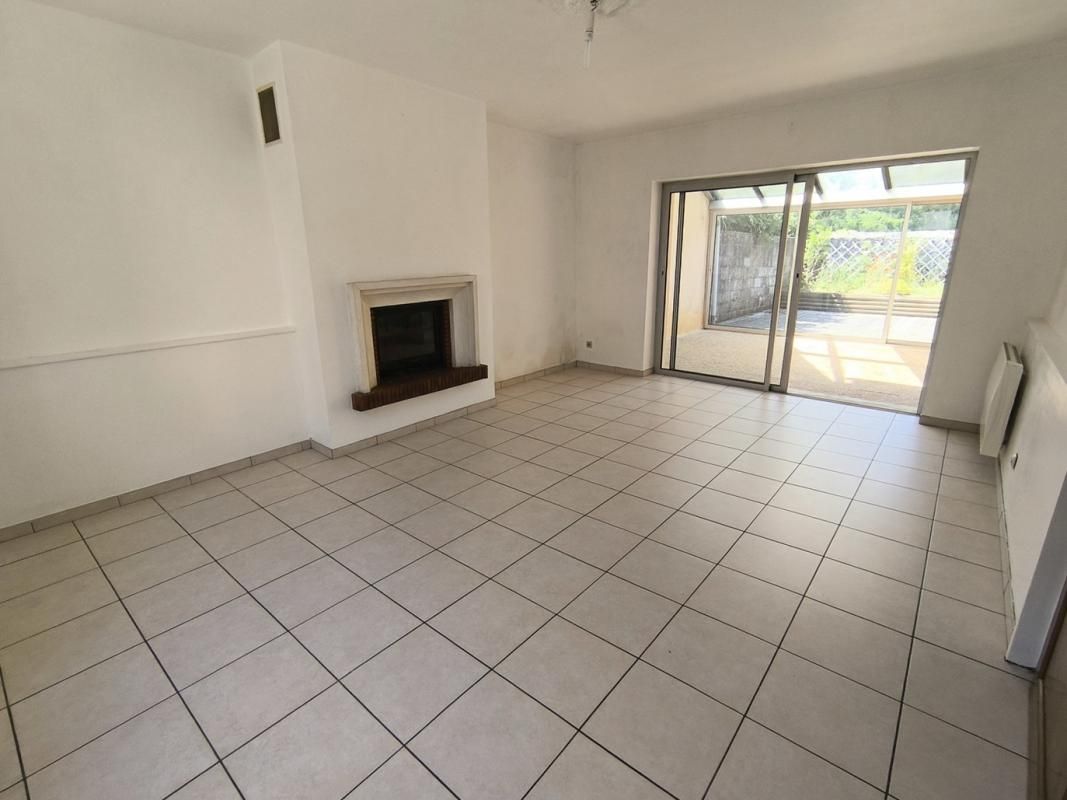 ALENCON Maison de ville avec jardin 3