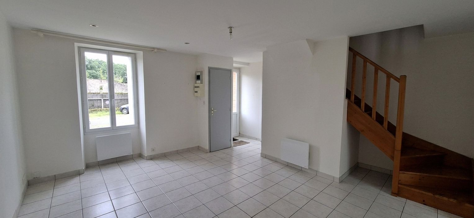 CLISSON Maison Clisson 4P. 69.44 M² . 3 Chs . Jardin 2