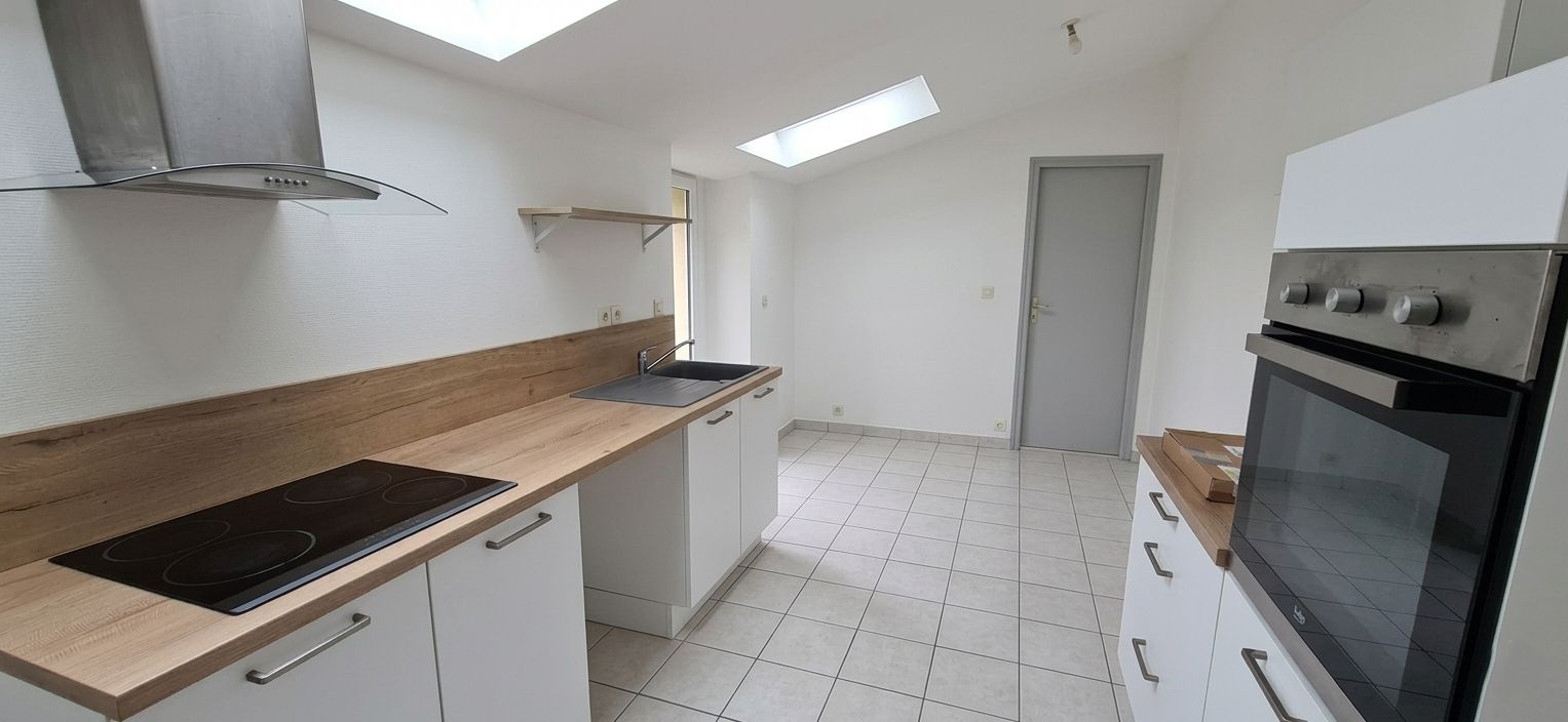 CLISSON Maison Clisson 4P. 69.44 M² . 3 Chs . Jardin 4