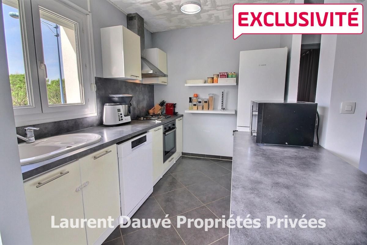 FLEURY-LES-AUBRAIS 45400 FLEURY LES AUBRAIS - Maison 4 chambres avec garage proche toutes commodités 3