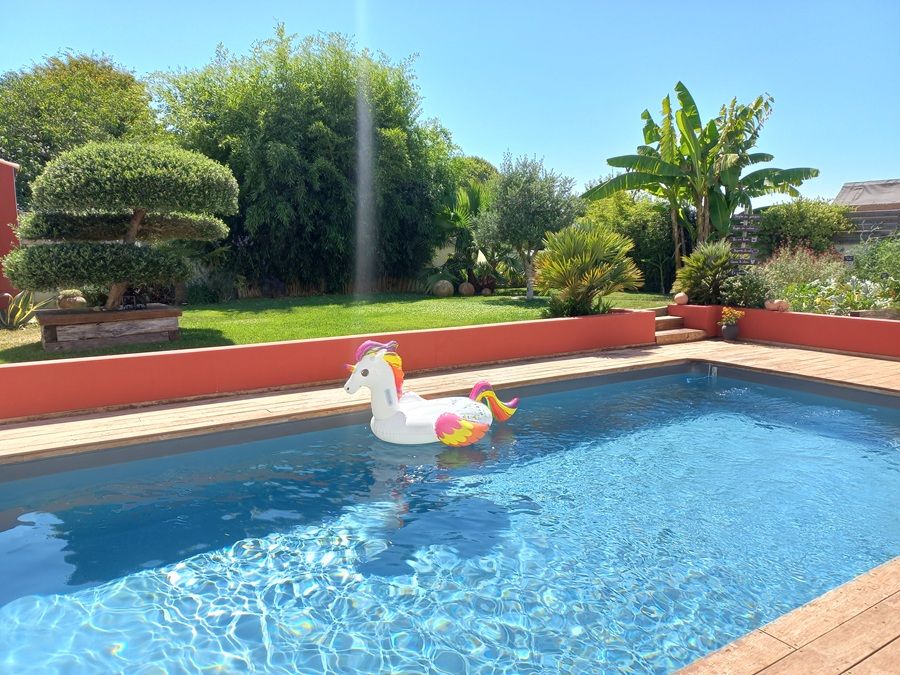 SAINT-SAUVEUR-D'AUNIS Villa contemporaine 155 m² -Prestations haut de gamme - 4 chambres - Piscine 1