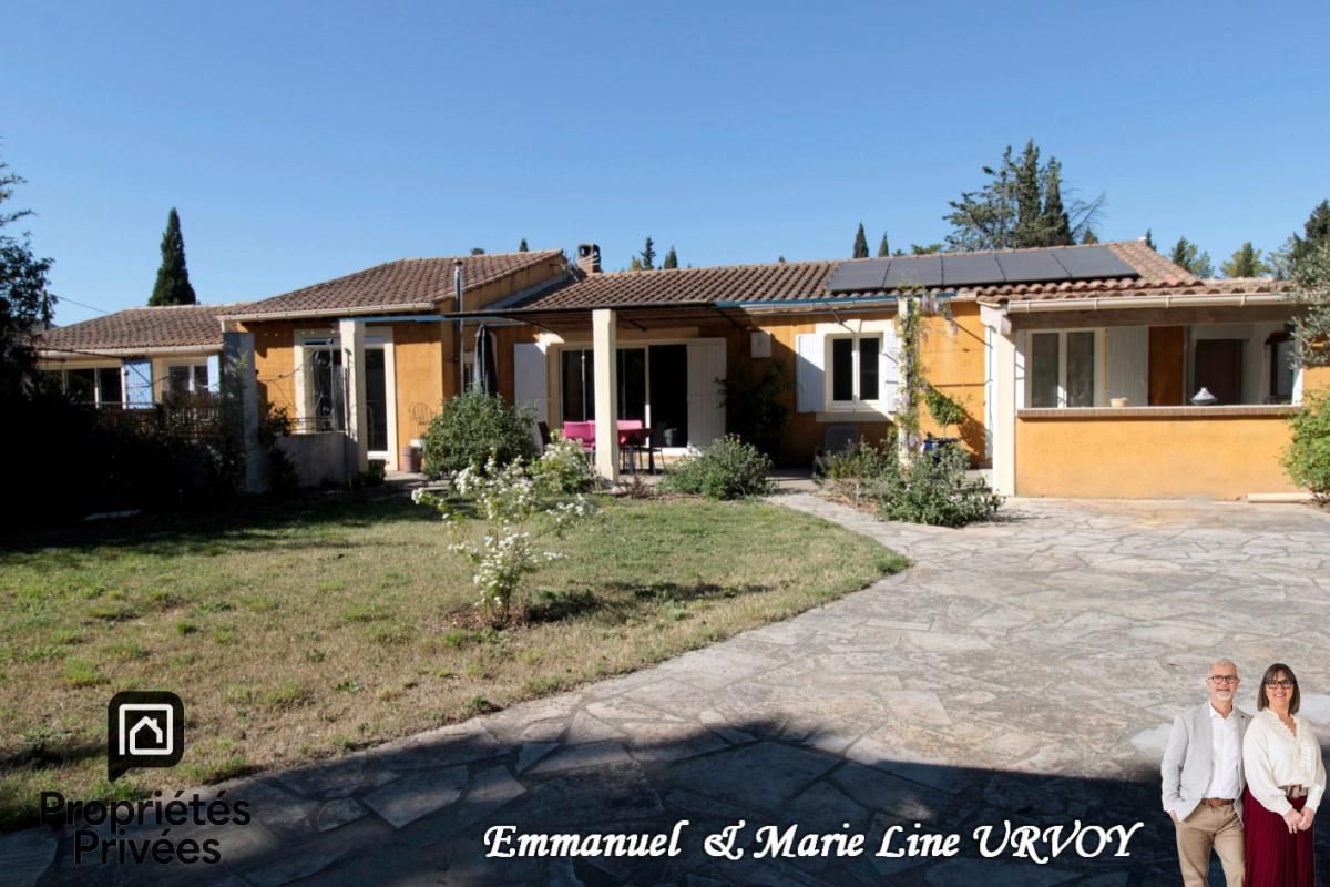 SAINT-REMY-DE-PROVENCE Proche Saint Rémy de Provence - Maison de plainpied (165 m²) avec piscine sur terrain de plus de 4000 m² 2