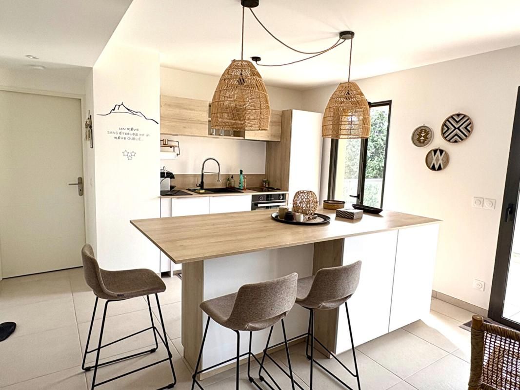 AIX-EN-PROVENCE Appartement Aix En Provence 2 pièce(s) 53 m2 2