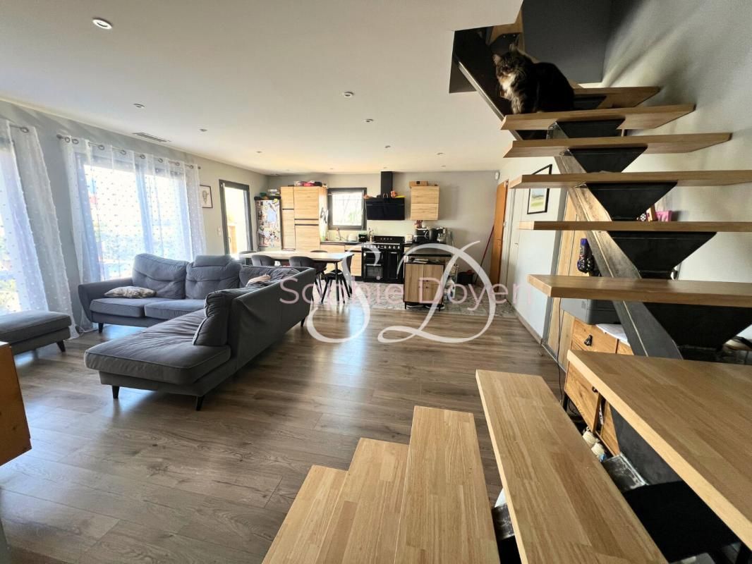 PALAU-DEL-VIDRE Maison T5 et Appartement T2 - Palau Del Vidre - 132m² 2