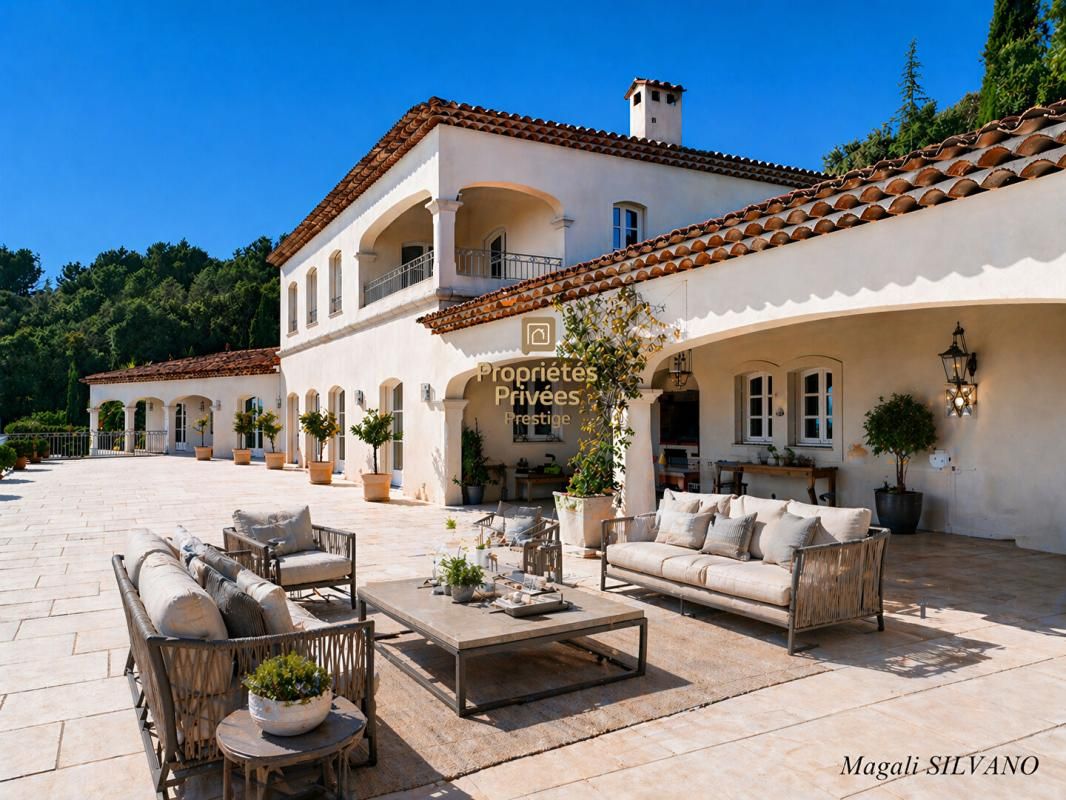CABRIS Villa 10 pièces 500 m², Luxe et vue dominante 1