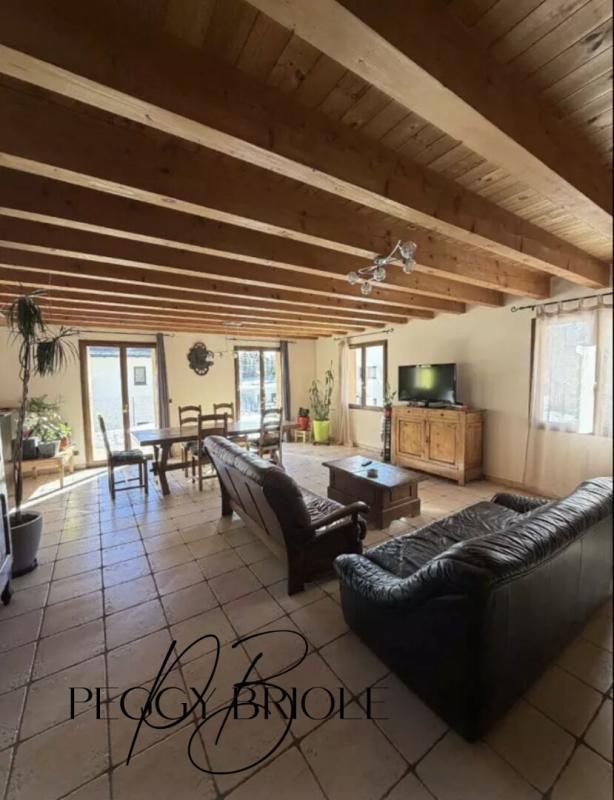 FORMIGUERES Superbe maison 2