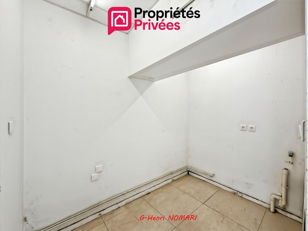 CHATEAUBRIANT Chateaubriant - Espace de commerce/bureau/réserves, 3 pièce(s) 45 m2 4