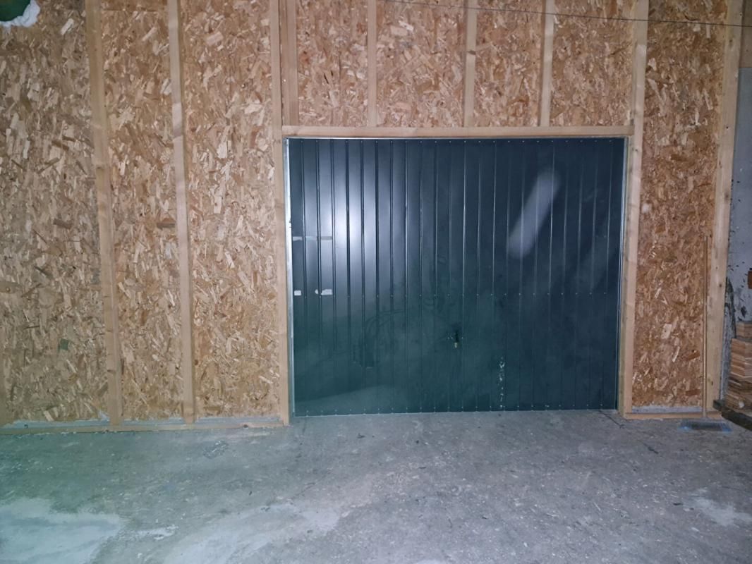 SAINT-JUST-EN-CHEVALET SAINT JUST EN CHEVALET - GARAGE 3