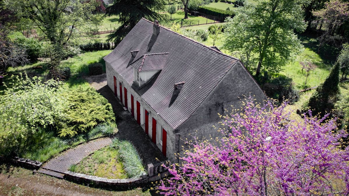 BANEUIL Maison +/- 114 m2, plein pied, 3chambres, garage, atelier, 2.5ha terrain 4