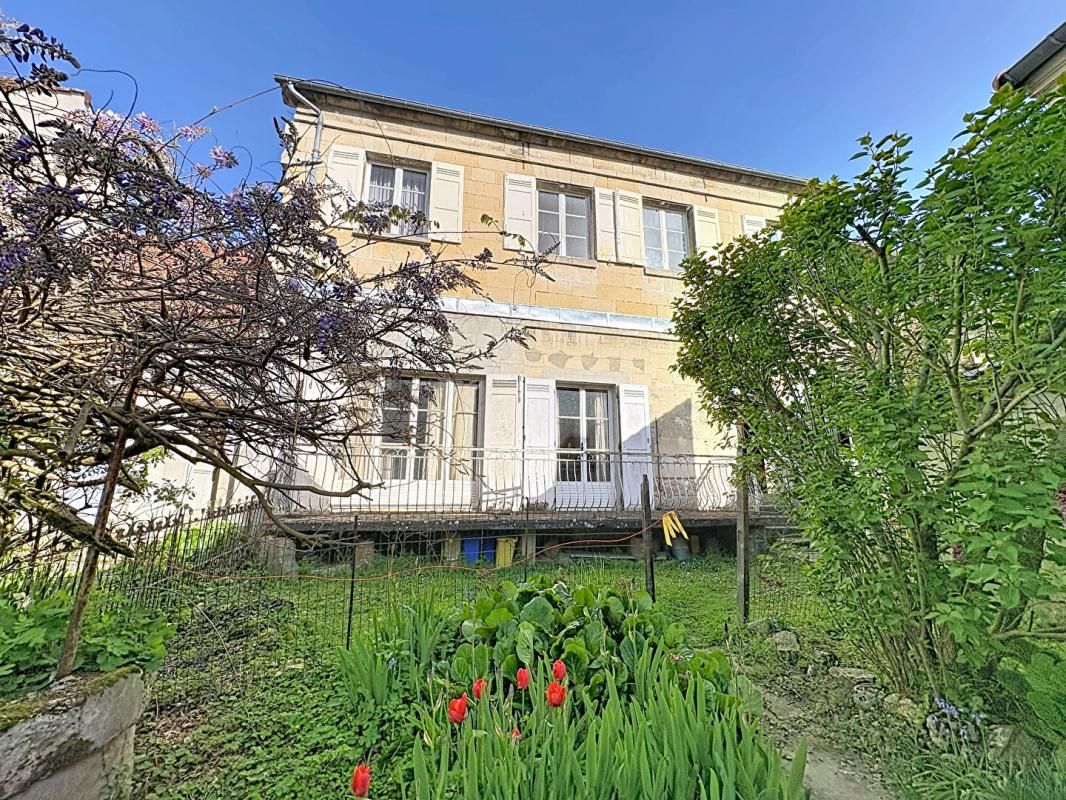 MAISON - T5 - 115M² - A RENOVER - 4 CHAMBRES - GARAGE - 60140 LIANCOURT