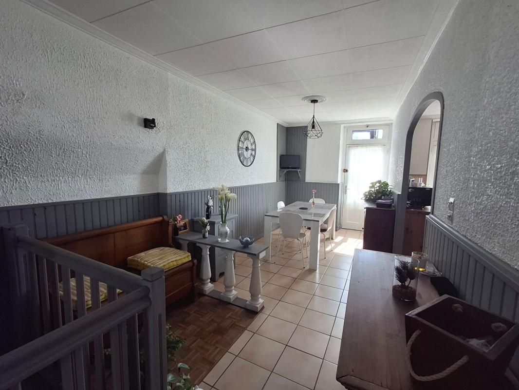 GIVORS GIVORS CENTRE au calme  Maison de ville 3