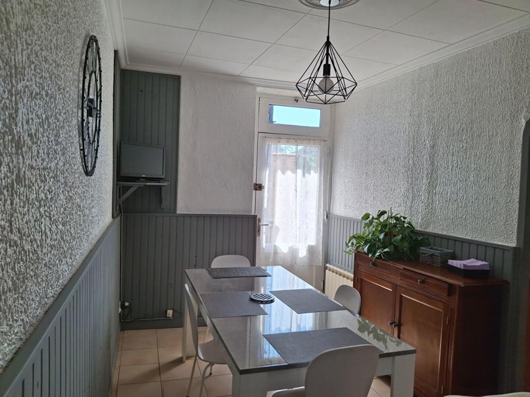 GIVORS GIVORS CENTRE au calme  Maison de ville 4