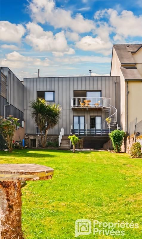 LAVAL Maison 4 pièces avec accès direct sur la Mayenne 1