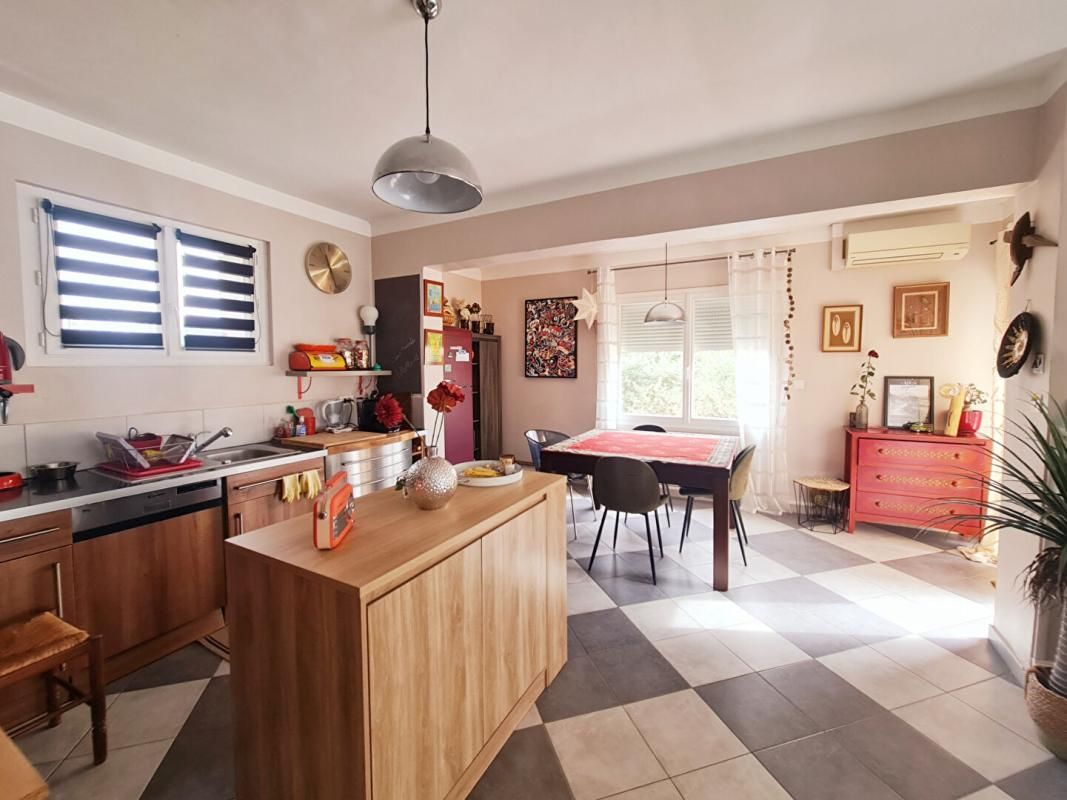 ALES COUP DE C?UR ? Villa cossue avec piscine, calme absolu 4