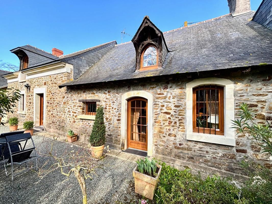 Maison de campagne 15 min d'Angers 6 pièce(s) 175 m2