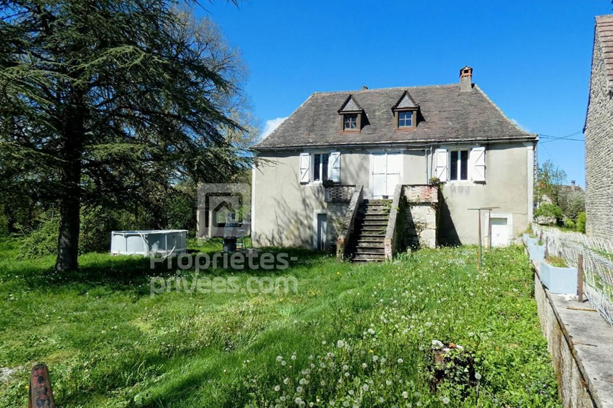 LAMOTHE-CASSEL Maison ancienne à restaurer, fort potentiel + Jardin 2000 m² 1