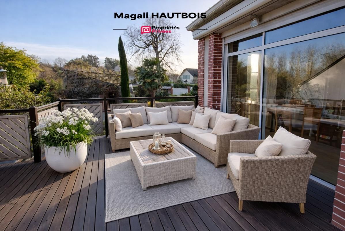 SAINT-JEAN-LE-THOMAS Villa Saint Jean Le Thomas 10 pièce(s) 220 m2 4