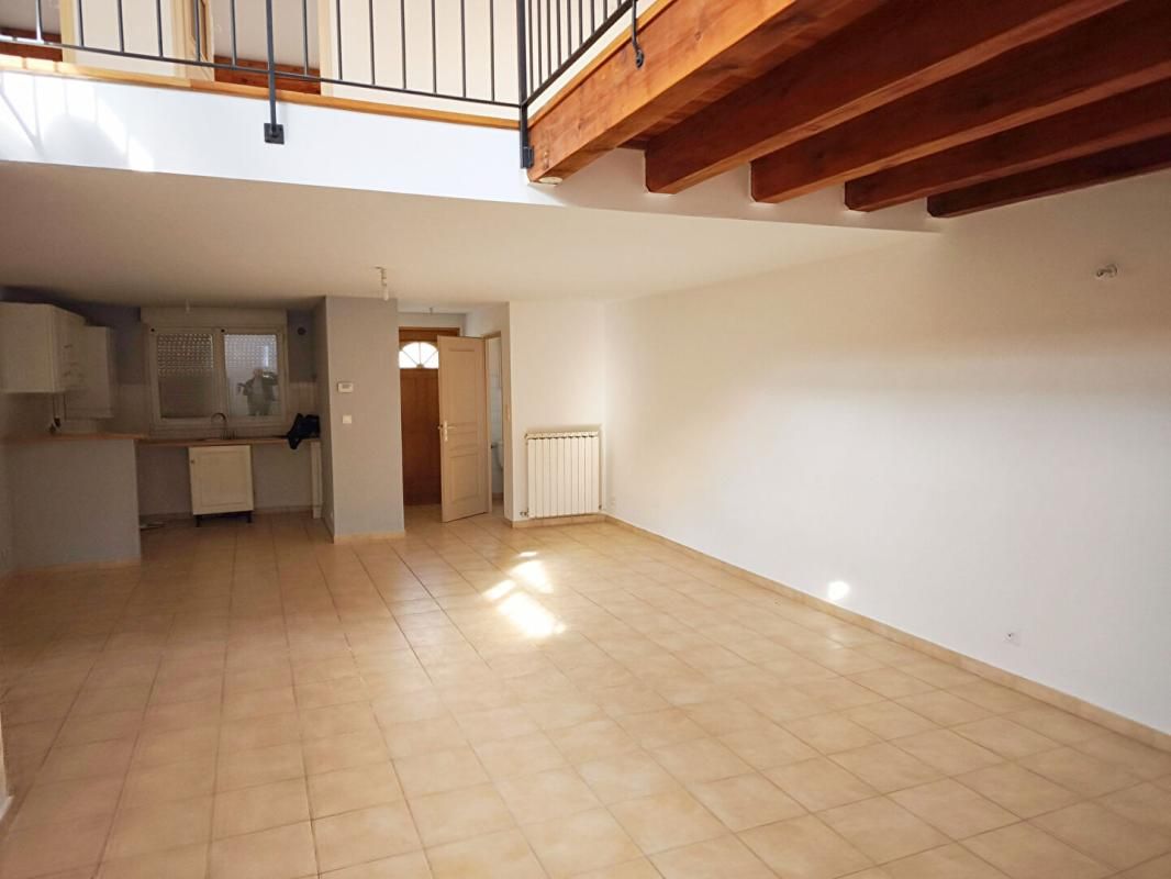 CARPENTRAS Carpentras Duplex  de 105 m2  plein de charme 2