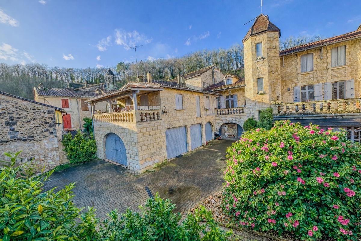 BRANTOME !! EN EXCLUSIVITE!! A vendre, superbe propriété en pierre au coeur de Brantôme-En-Périgord 24310 1