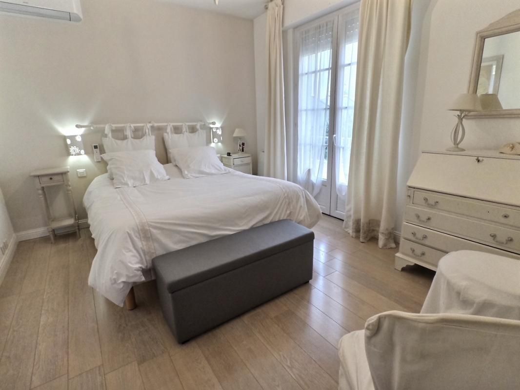 LES PONTS-DE-CE Maison Les Ponts De Ce 6 pièce(s) 136 m2 3