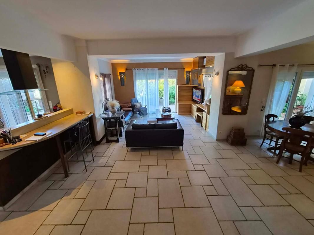 CARCASSONNE Maison Carcassonne 6 pièce(s) 4