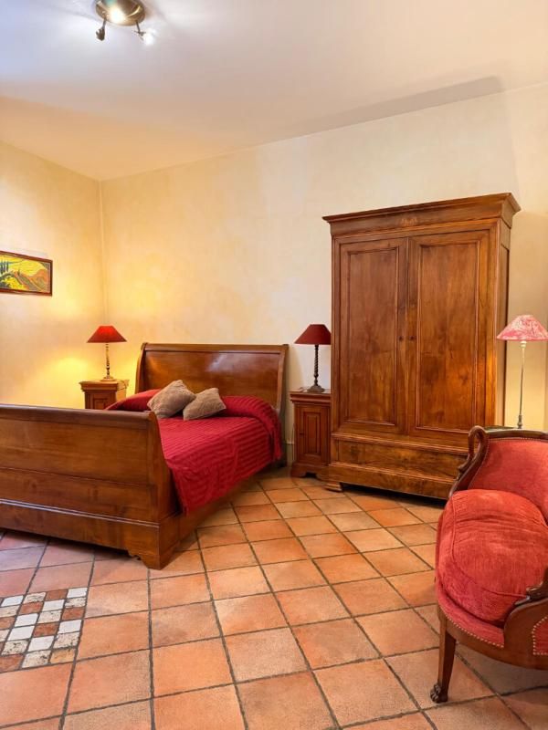 LIMOUX EXCLUSIVITE LIMOUX - MURS , MONASTERE , GITES, HERBERGEMENT , SEMINAIRE 3