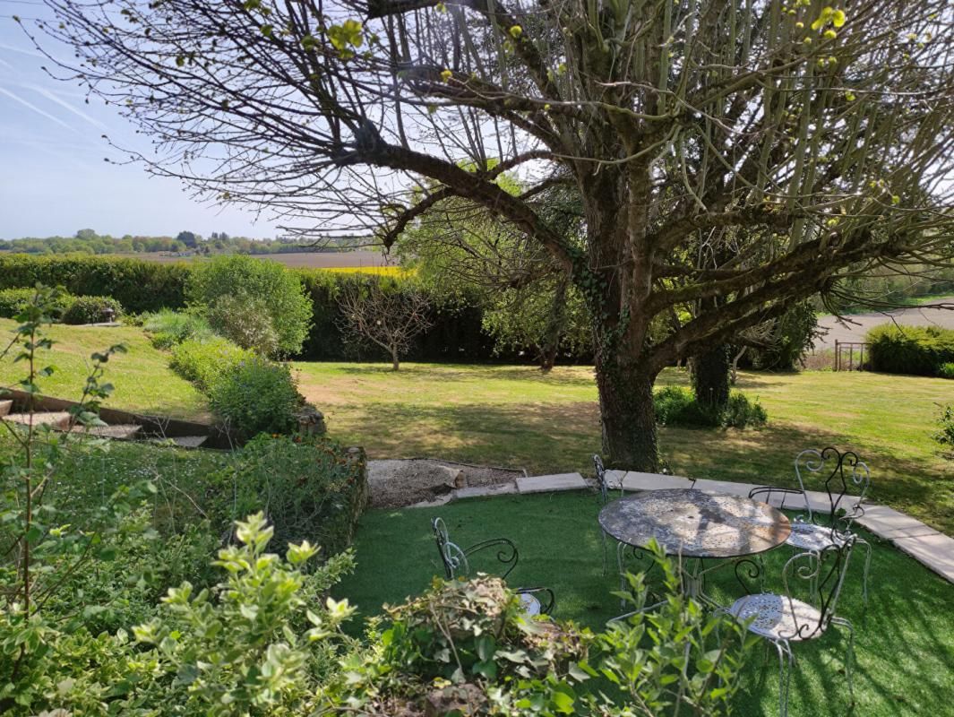 MONTHOIRON Maison 8 pièces 176 m2 sur 2200m² 3