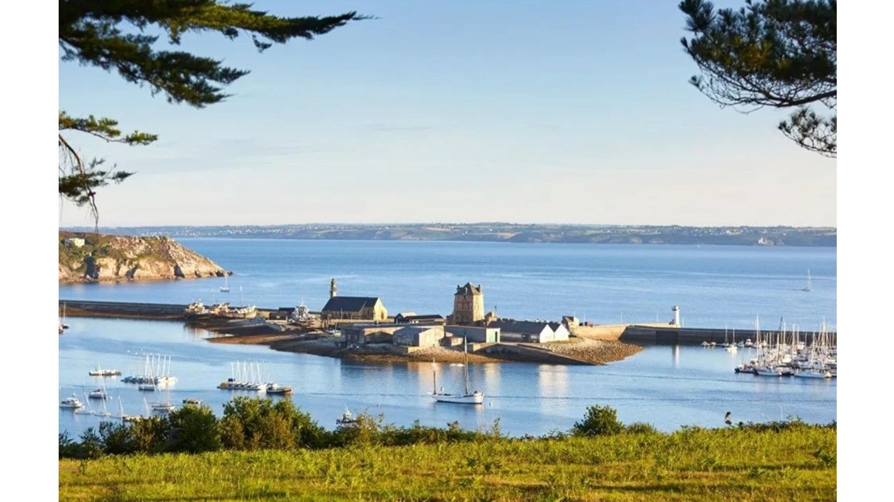 CAMARET-SUR-MER Appartement Type 3 quartier des peintres et du port à Camaret (29 570) - Presqu'ile de Crozon 1