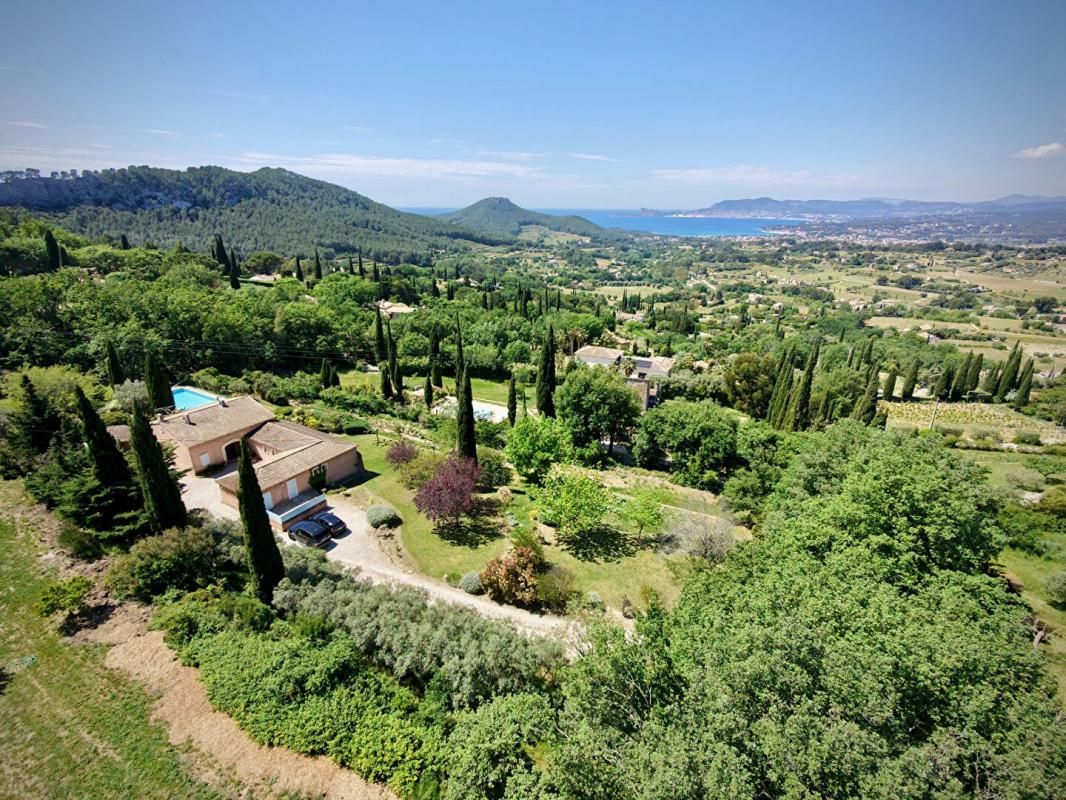 Propriété d'exception - Vue panoramique mer vallée de St-Côme 2 800 000  - La Cadière d'Azur