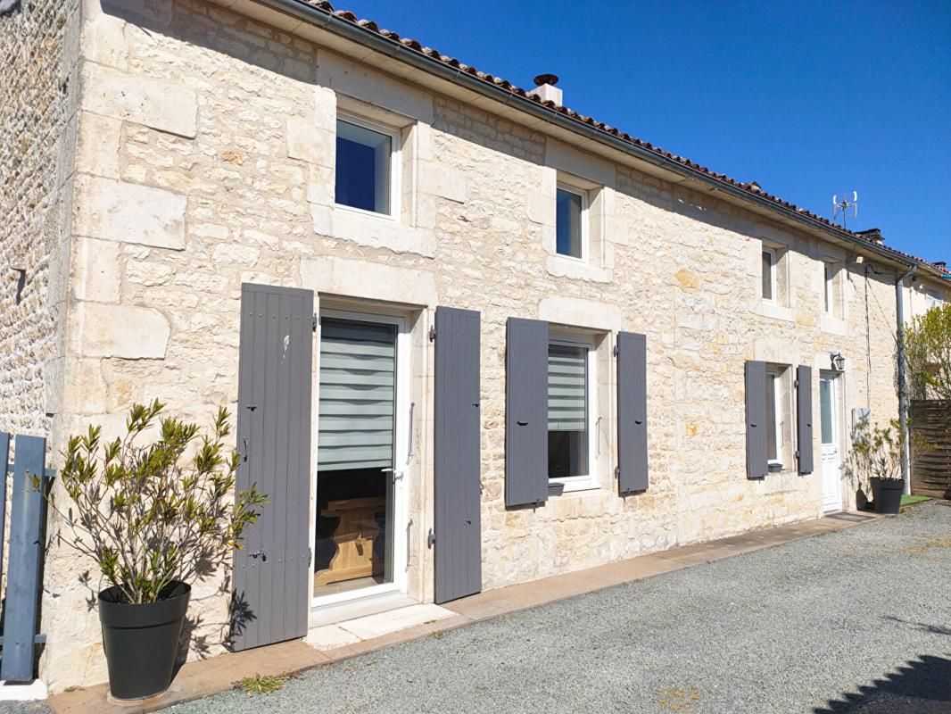 SAINT-GEORGES-DU-BOIS Maison Saint Georges Du Bois 9 pièce(s) 210 m2 1