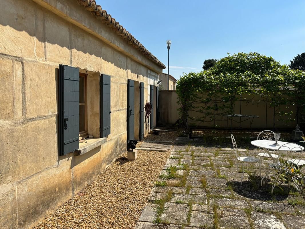 UZES Maison en Pierres du Gard 2