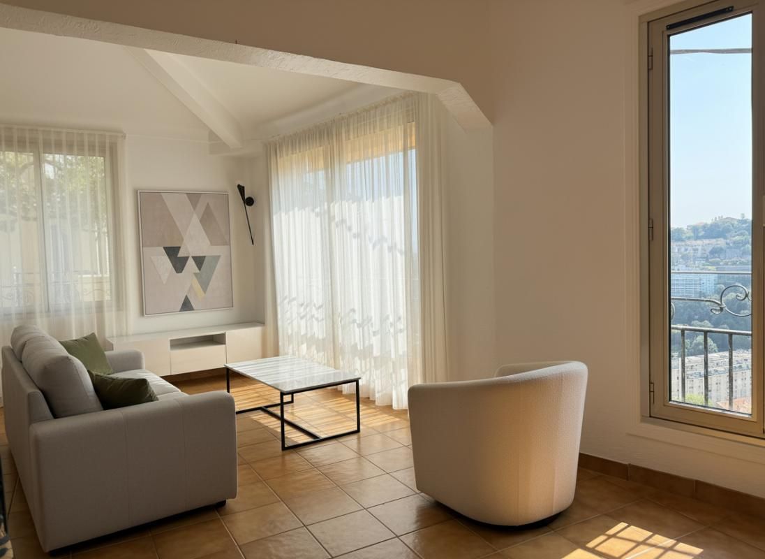 NICE Quartier résidenciel-calme-Villa-Piscine 3